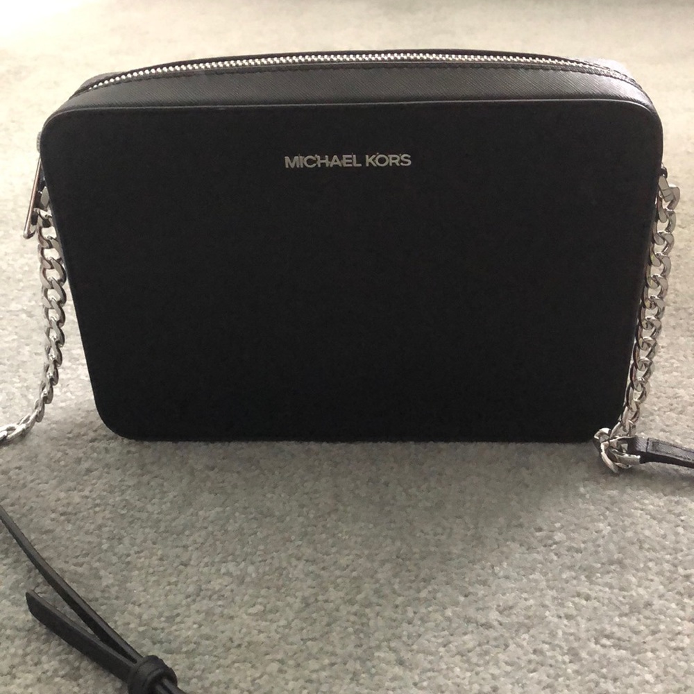 Michael Kors - Cross Body - Black
